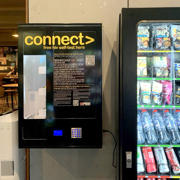 VMWM 8 select (wall mounted) compact wall-mounted & ppe machines vending machine